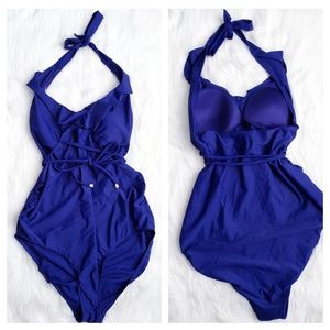 Motherhood Maternity

Ruffle Halter One-Piece Swim